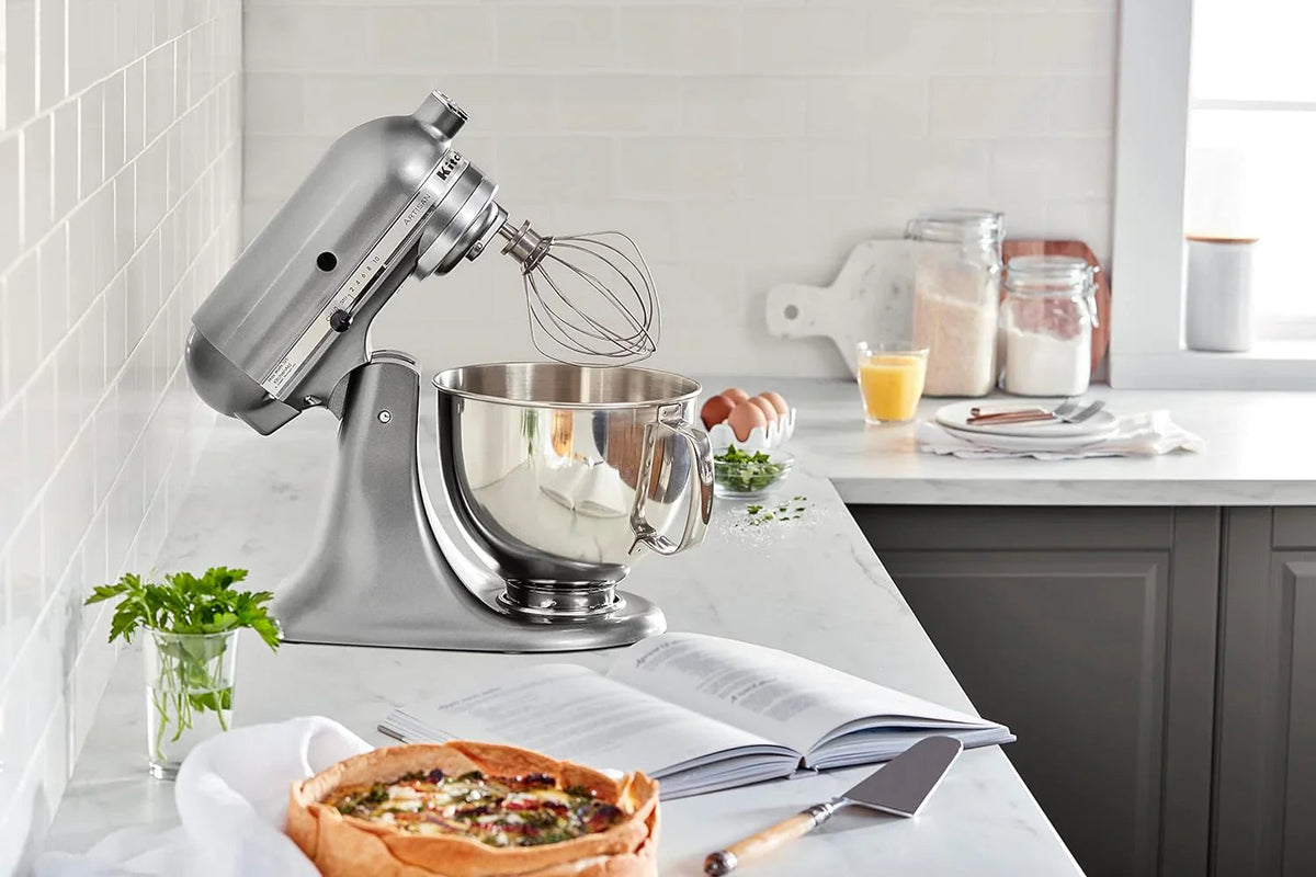KitchenAid Artisan Series 5 Quart Tilt-Head Stand Mixer